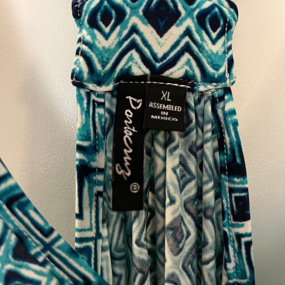 Swimsuit Cover up - Picture 4 of 4